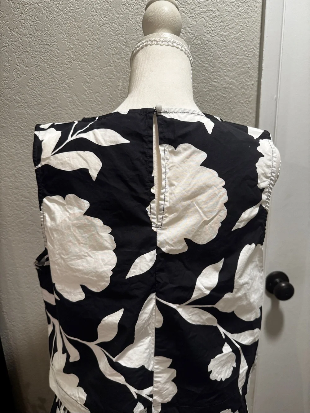 Kate Spade X Target Black and White Floral Shell Top and Matching Midi Skirt